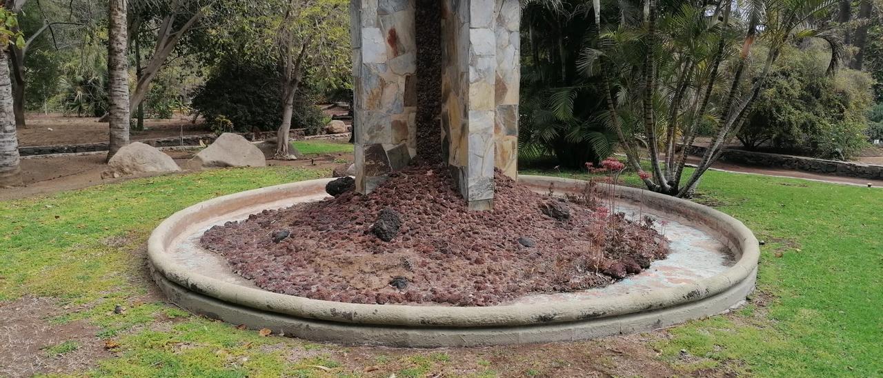 Interior del parque botánico.