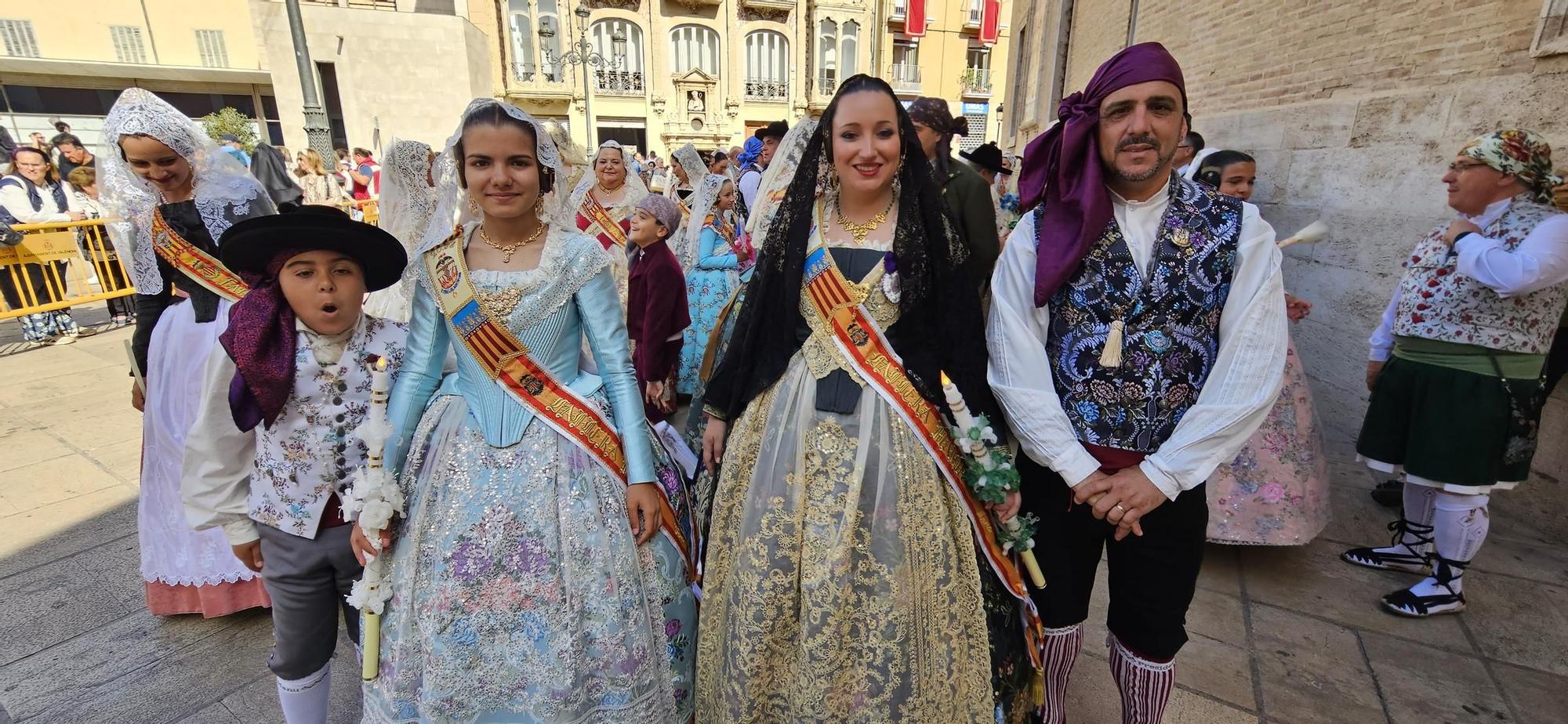 Las comisiones de falla en la Procesión de la Virgen (1/5)