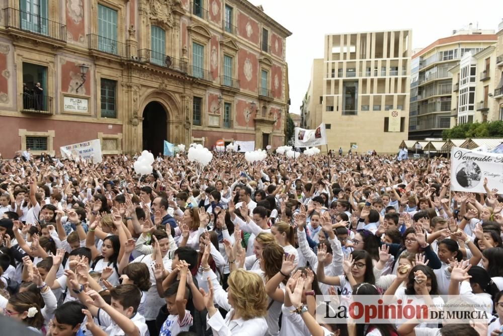 Fiesta de la Luz en la plaza Belluga de Murcia
