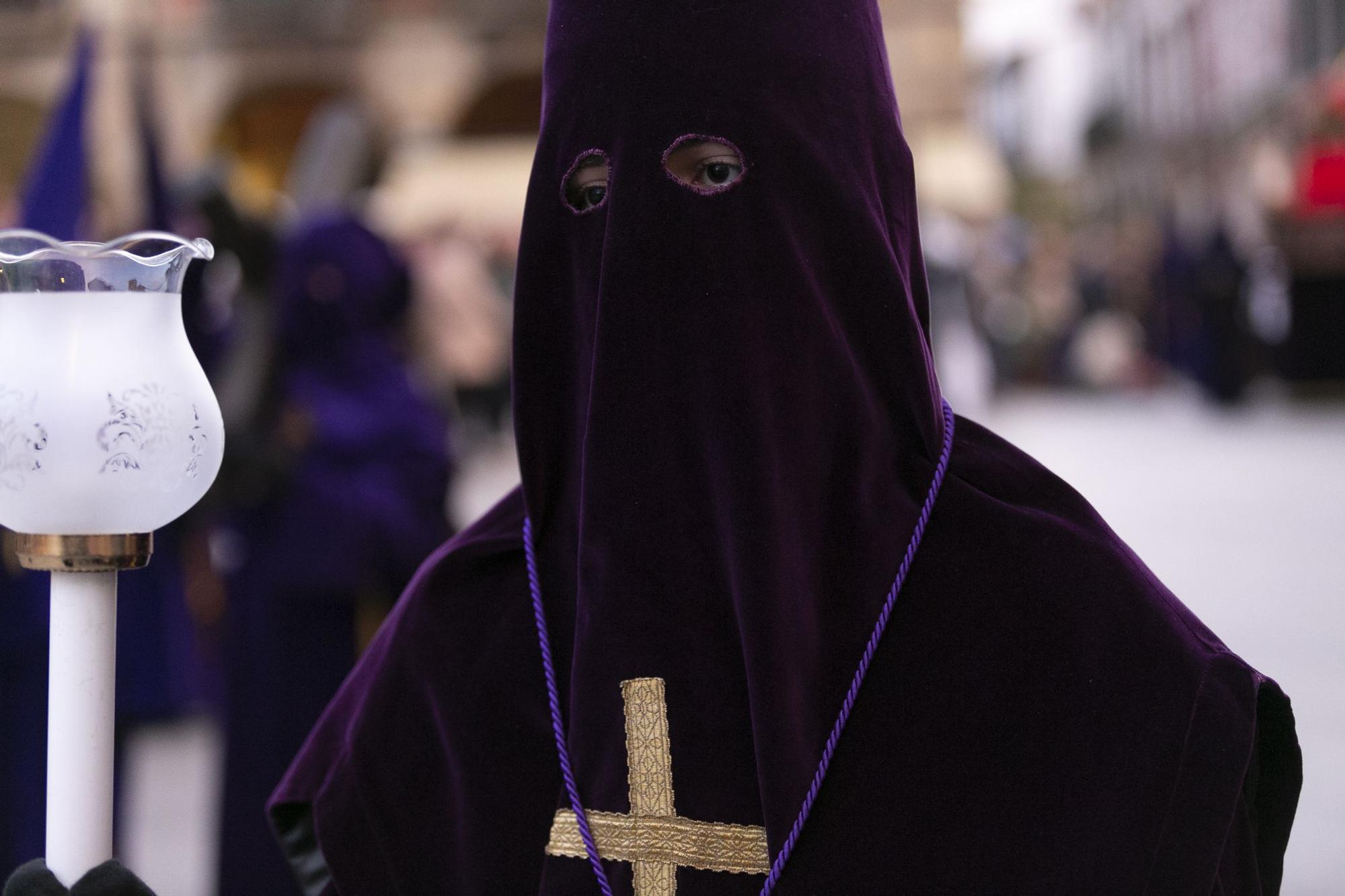 EN IMÁGENES: Así fue la procesión del Encuentro en Avilés