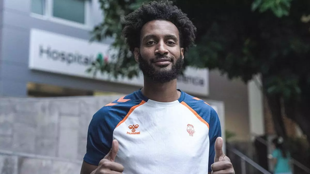 Braxton Key: "El del Valencia Basket es un estilo de juego similar al de la NBA"