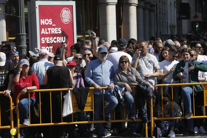 Búscate en la mascletà del 2 de marzo