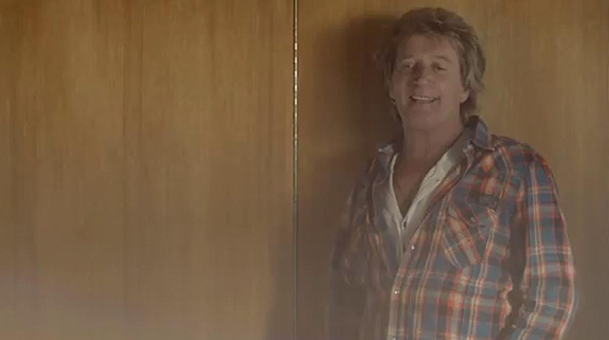 El nou videoclip de Rod Stewart, ’She makes me happy’.