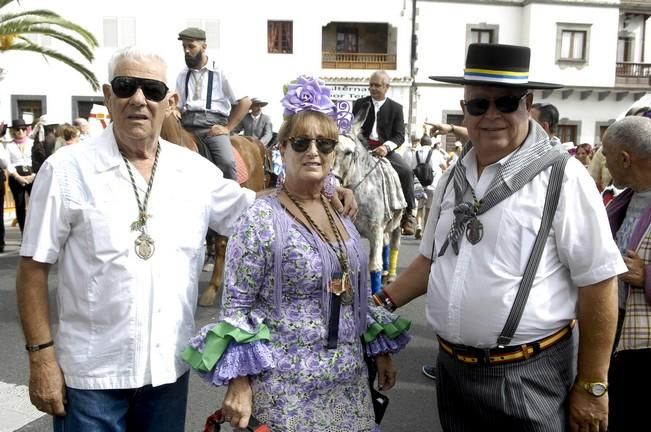 ROMERIA ROCIERA Y OFRENDA A LA VIRGEN