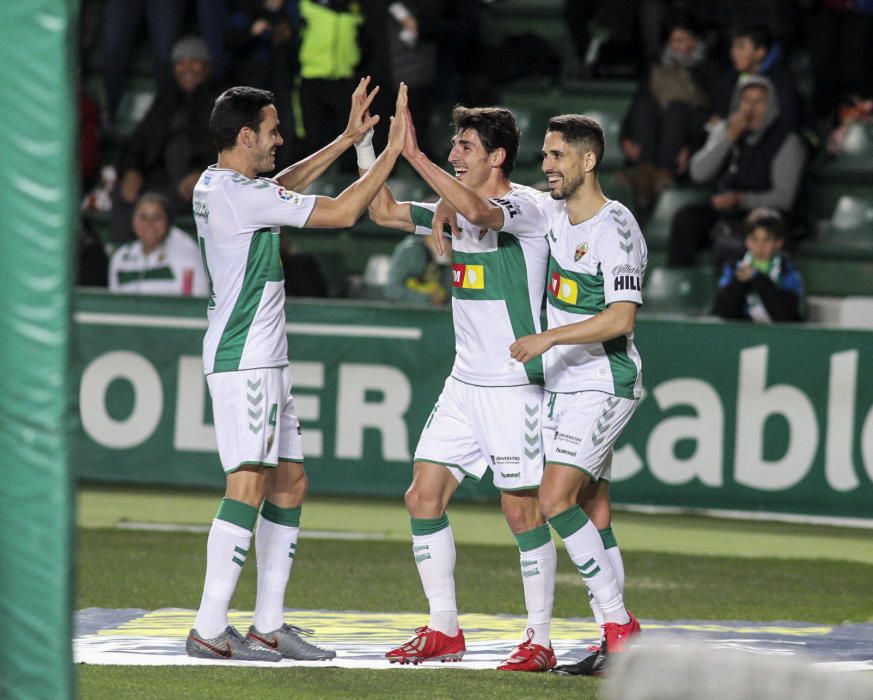 Las imágenes del Elche-Málaga.