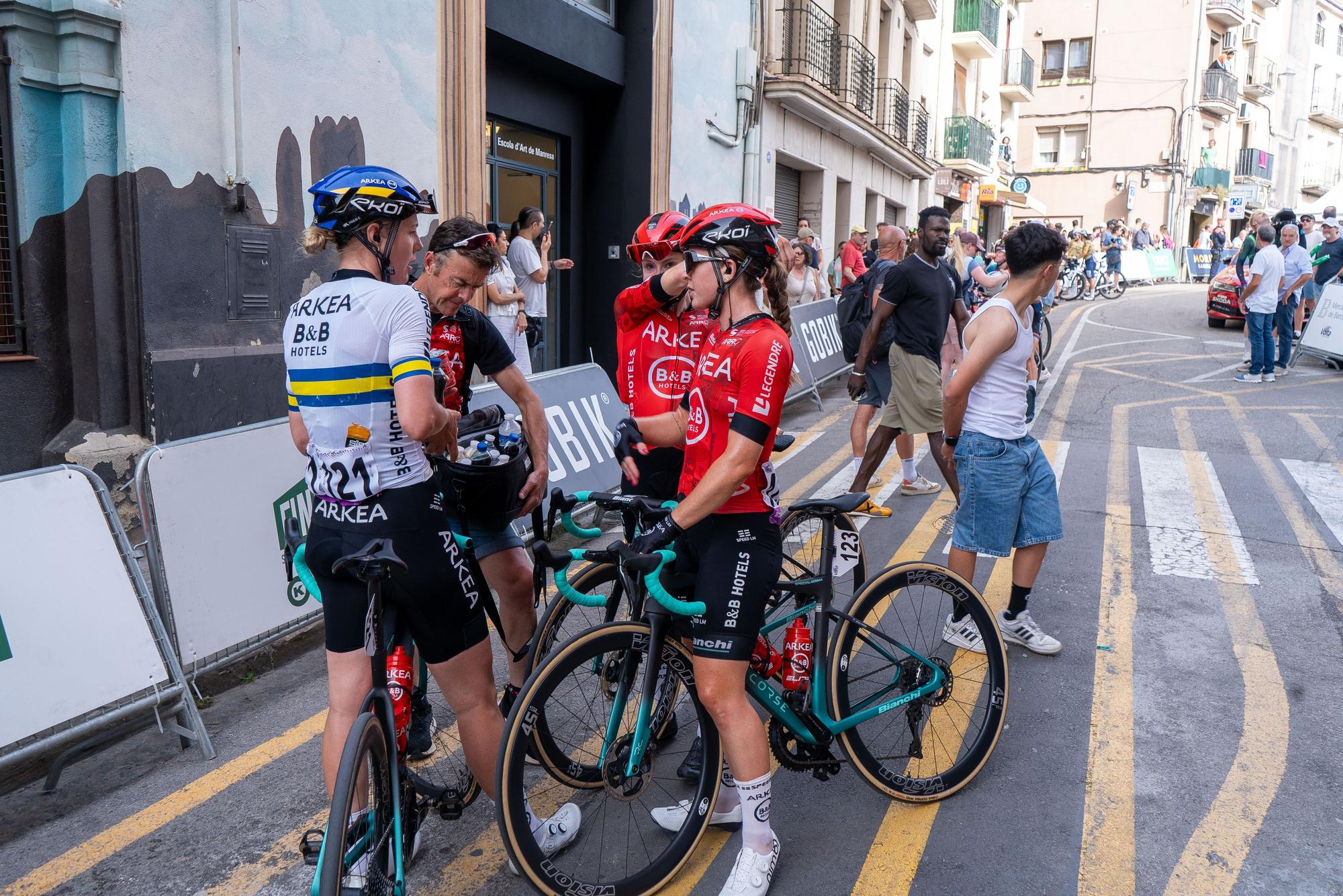 Les millors fotos de la primera etapa de la Volta a Catalunya femenina 
