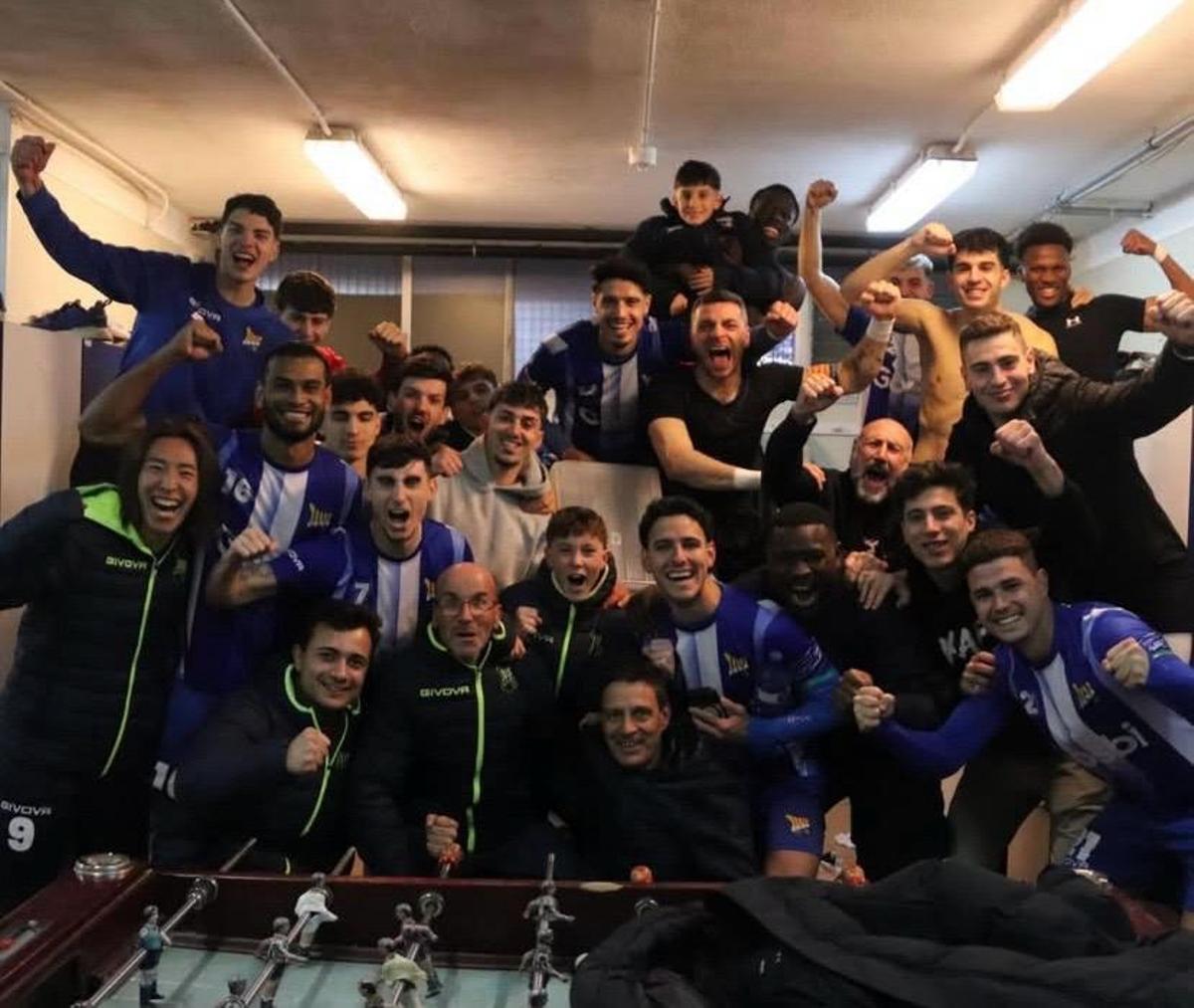 El Figueres celebra la victòria.