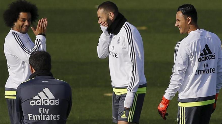 Los jugadores del Madrid se van de cena navideña sin Benítez