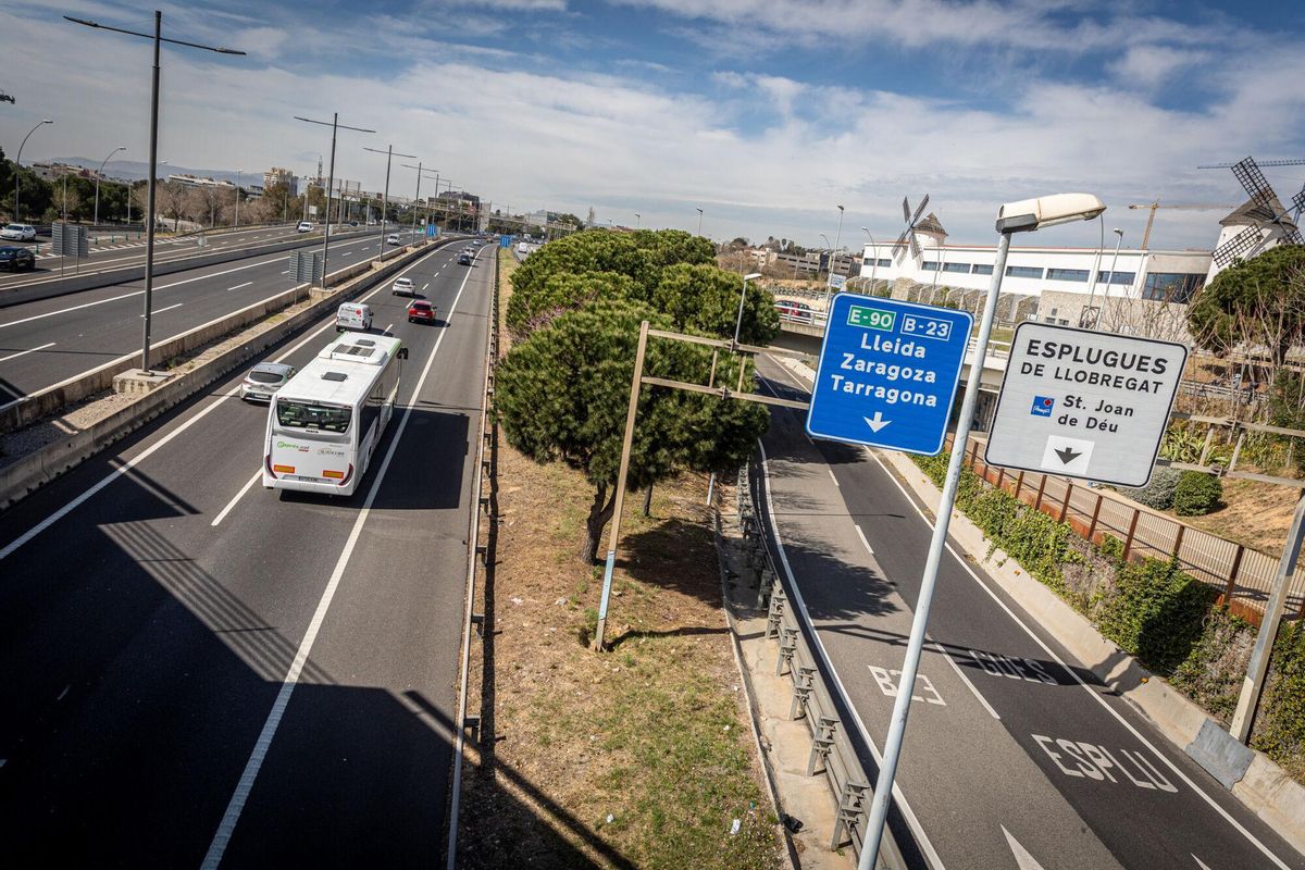 El nou carril bus de la B-23 arriba des d’avui fins a la Diagonal de Barcelona El nou carril bus de la B-23 arriba des d’avui fins a la Diagonal de Barcelona