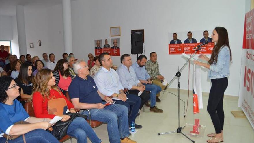 El PSOE plantea destinar naves del polígono Chacón a comercio agrícola