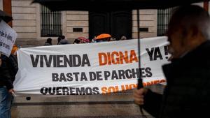 Imagen de archivo del pasado mes de noviembre durante la manifestación ante los impagos del Bono Joven de Alquiler de Madrid.