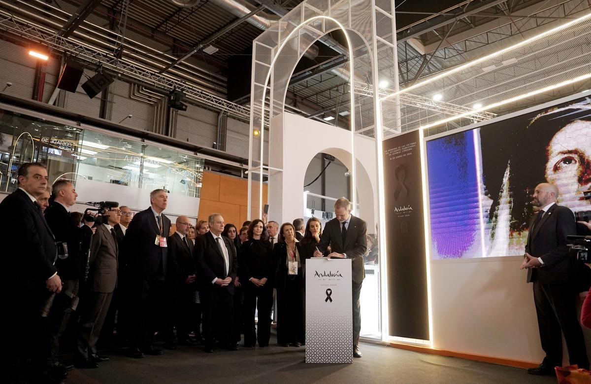 Los reyes Felipe VI y Letizia en la inauguración de Fitur 2026.