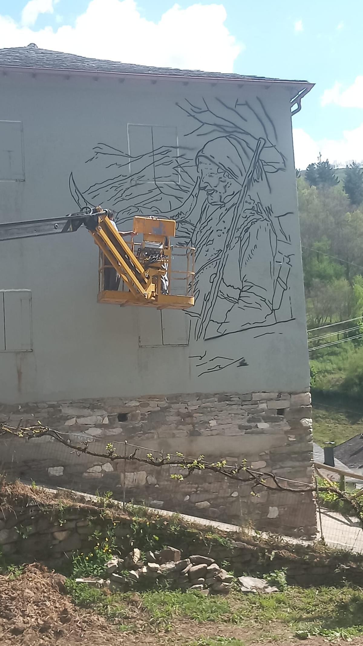 El trabajo inicial para pintar el mura.