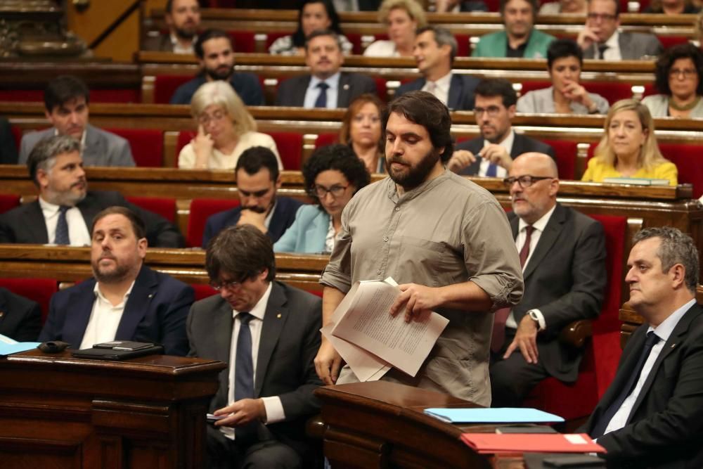 Ple del Parlament d'aprovació de la llei del referèndum