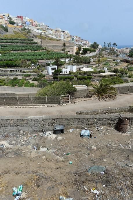 28-08-2020 LAS PALMAS DE GRAN CANARIA. Bancales vacíos frente al Pambaso (bajo la calle Farnesio, en San Roque). Fotógrafo: ANDRES CRUZ  | 28/08/2020 | Fotógrafo: Andrés Cruz