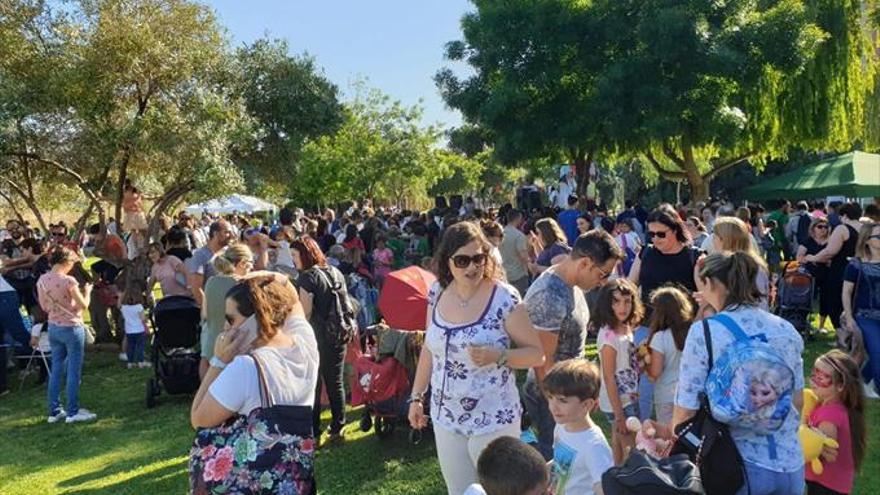 Comencen els preparatius per a la festa solidària de Marta i María