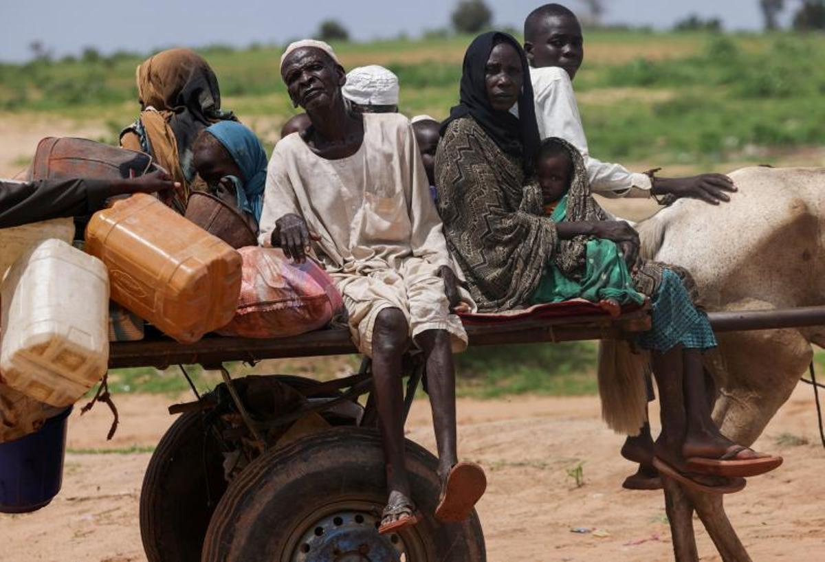 Sudaneses huyen buscan refugio en el Chad