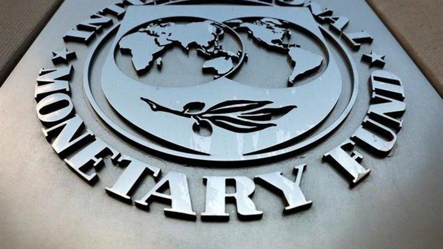 El FMI alerta del riesgo de una crisis de solvencia en el sistema financiero