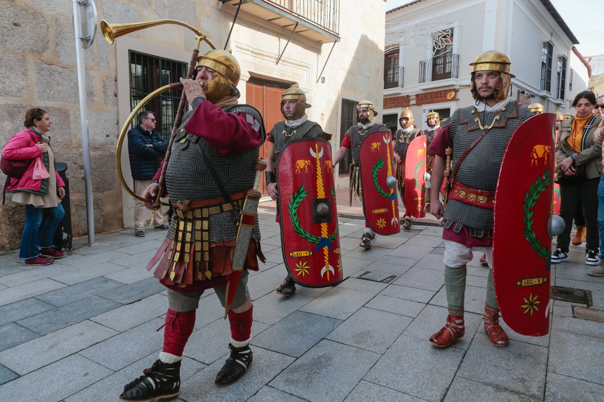 Fotogalería | Así celebran las legiones romanas de Mérida los 30 años de Patrimonio de la Humanidad