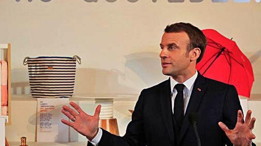 Macron, aquest divendres, en un acte previ a la representació.