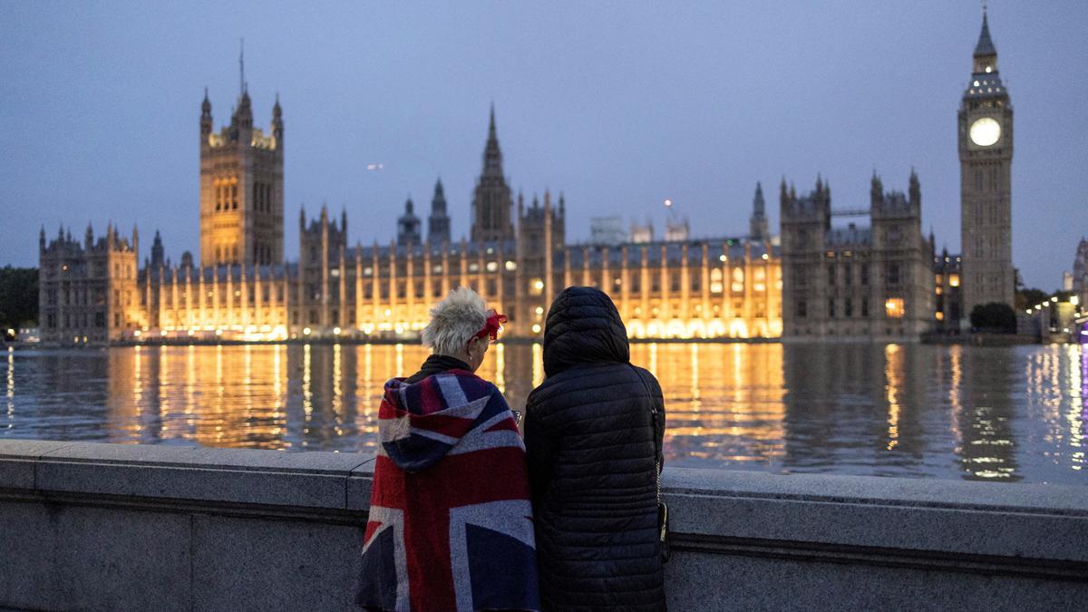 Colas en Londres para dar el último adiós a Isabel II