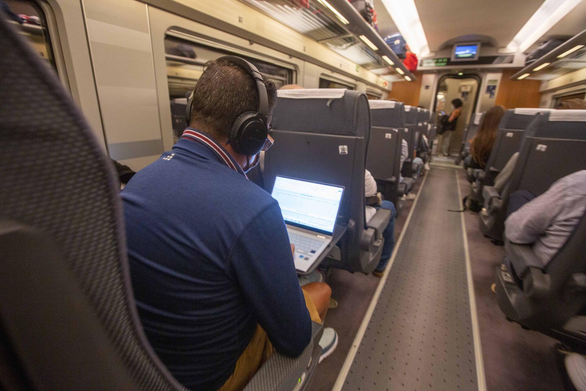 Así ven los pasajeros habituales el cambio de estación de Atocha a Chamartín