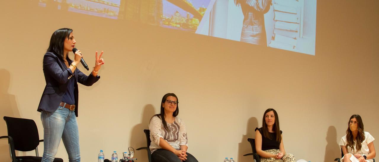 Las participantes han pedido una mayor presencia de la mujer en carreras técnicas