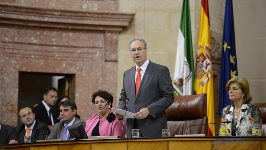 Durán dimite como senador y dejará la dirección del PSOE tras las municipales