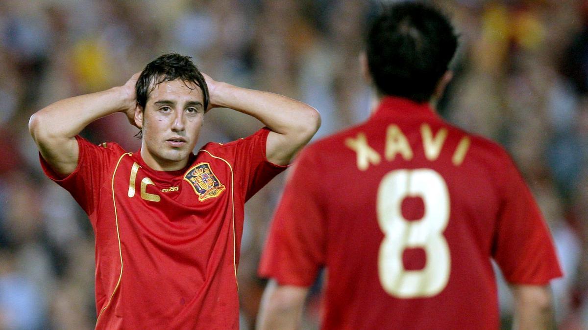 De todas las leyendas con las que ha jugado Santi Cazorla, ¿cuál sería su once ideal?