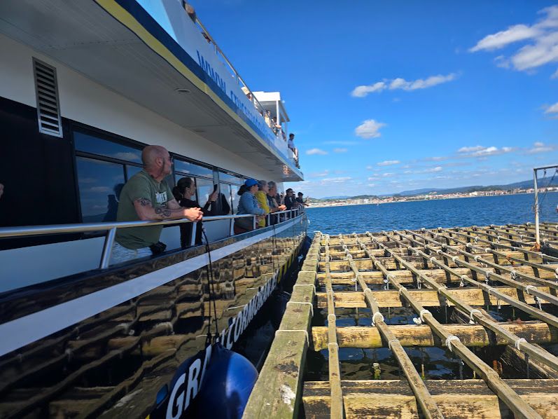 Así se disfruta de los catamaranes de O Grove.