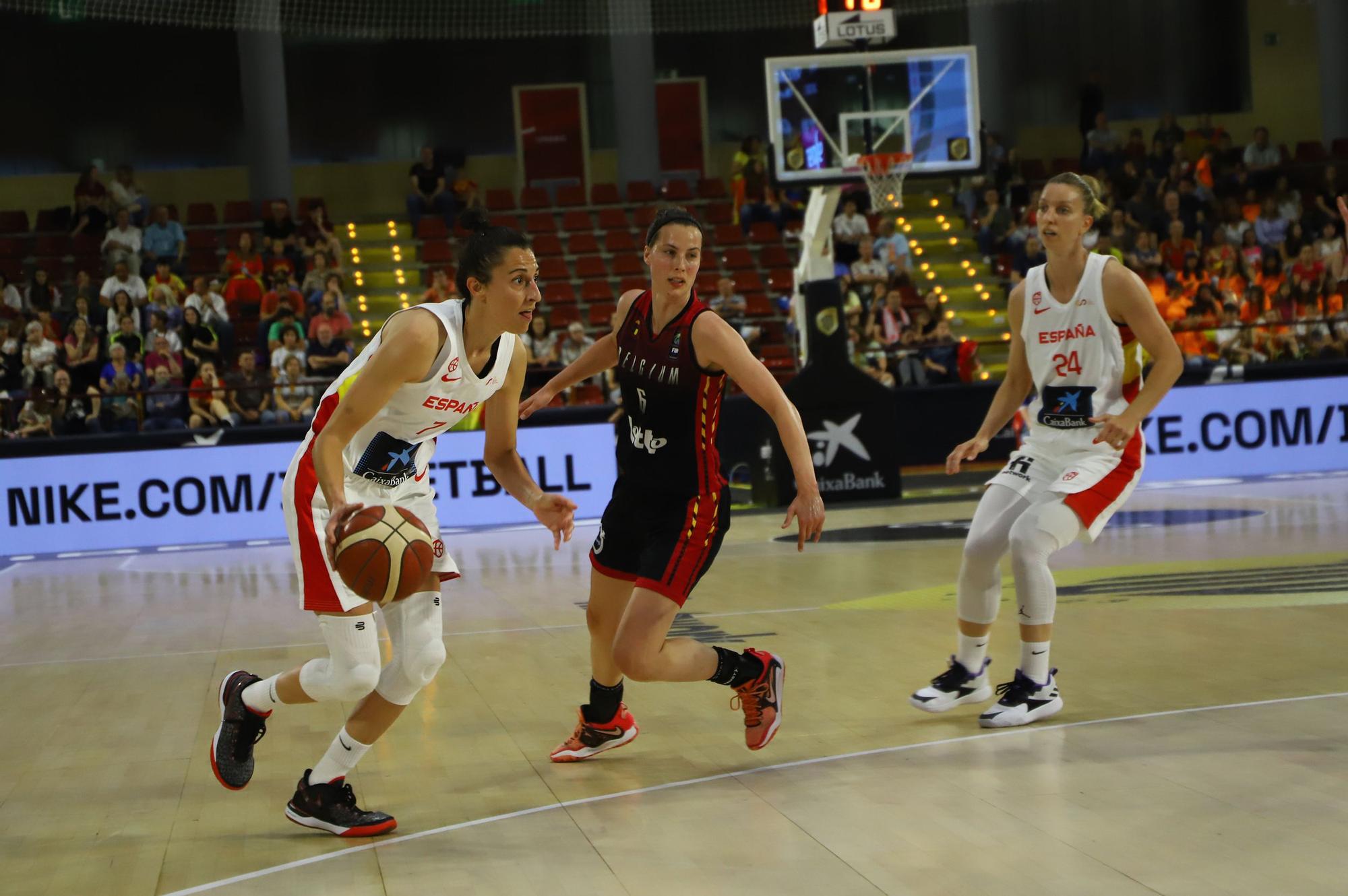 La selección española femenina de baloncesto ante Bélgica, en imágenes