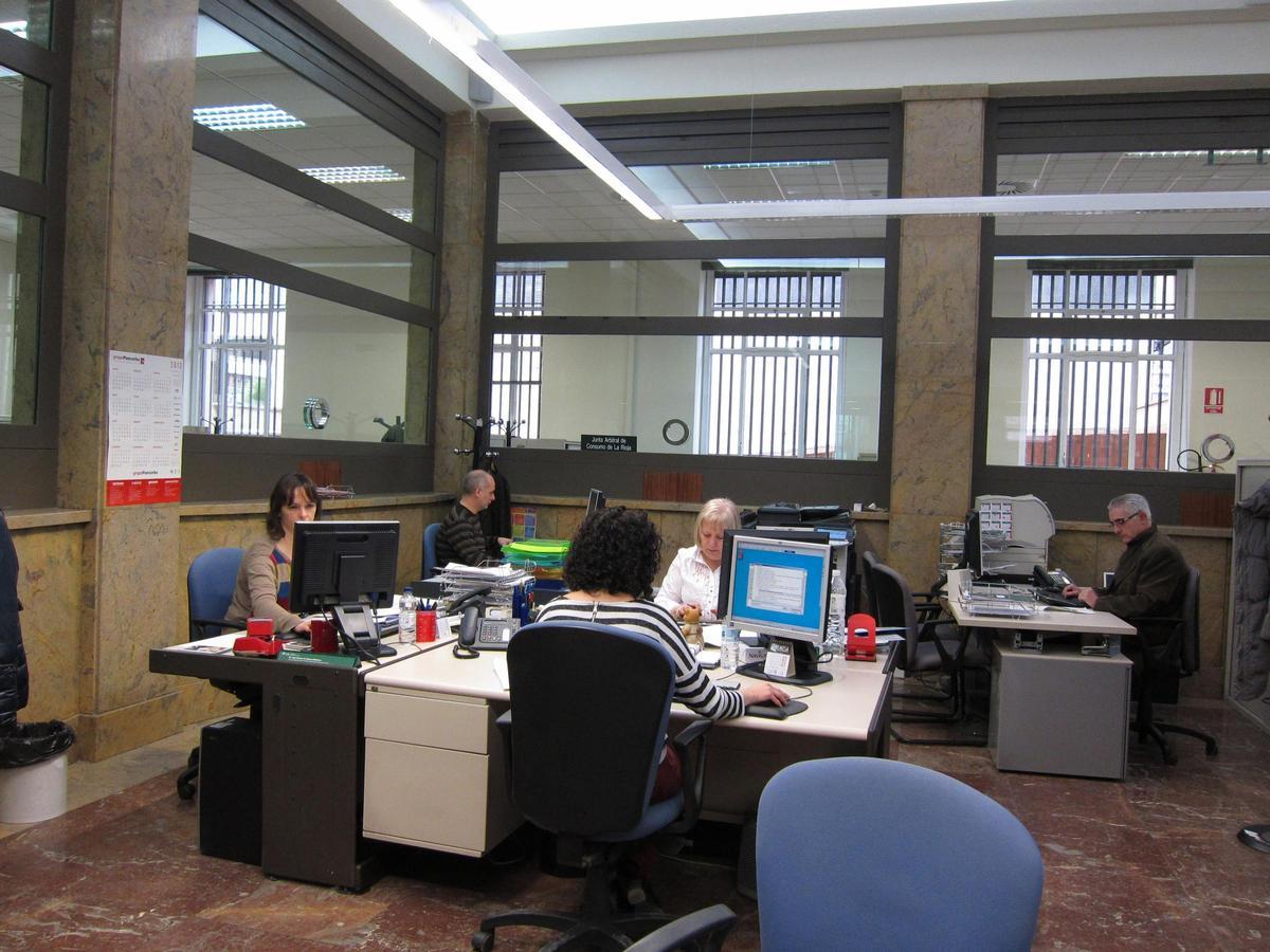 La població activa de més de 55 anys es dispara un 62% en 10 anys i ja suposa el 20% de la força laboral La població activa de més de 55 anys es dispara un 62% en 10 anys i ja suposa el 20% de la força laboral