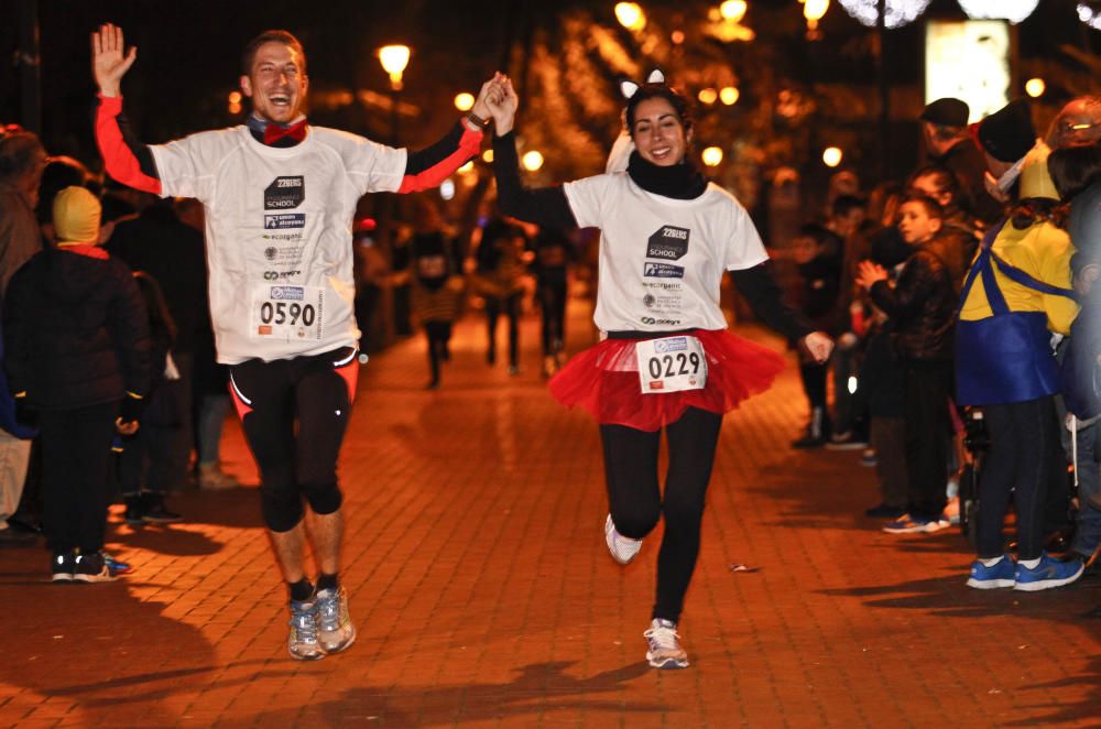 Más de 600 personas participan en la San Silvestre