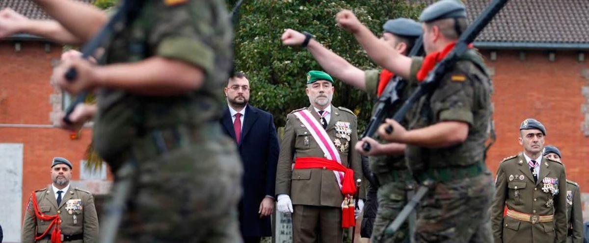 López: "Todos los militares juramos dar la vida por España si fuese necesario"