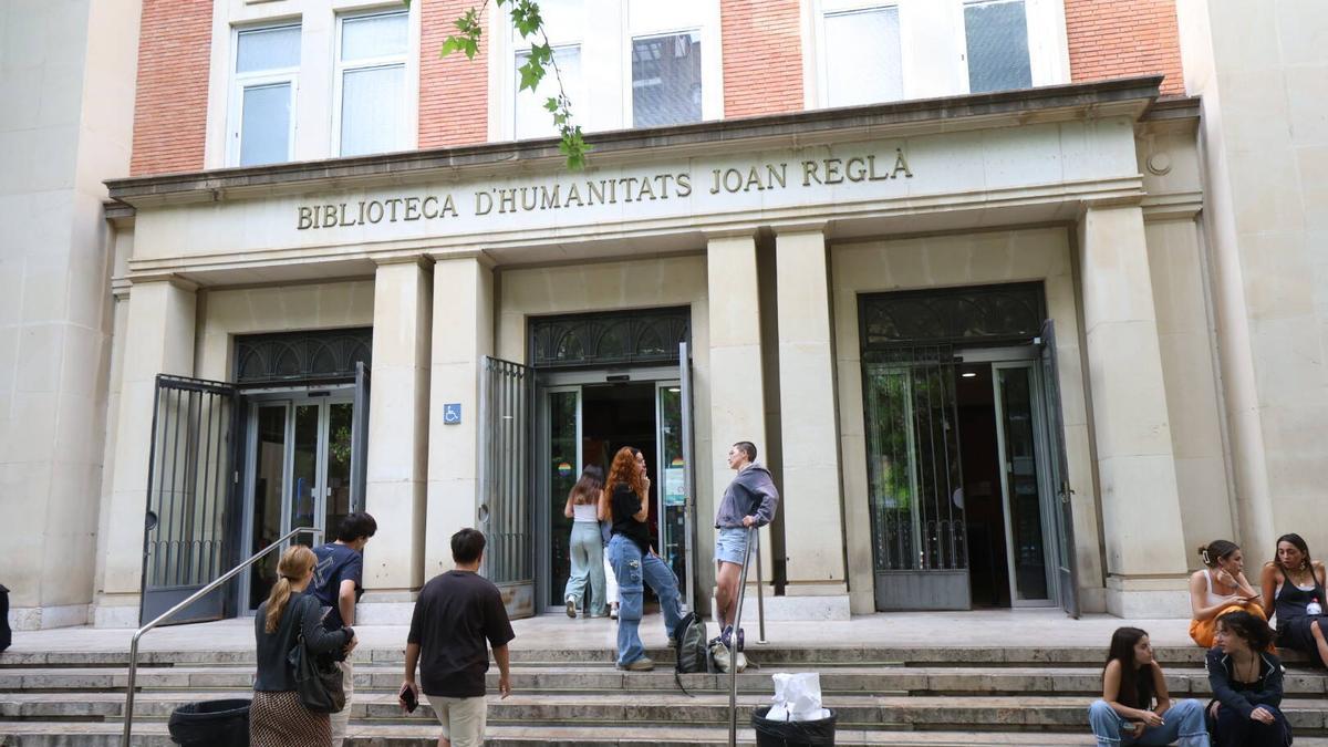 Biblioteca de Humanidades de la Universitat de València.