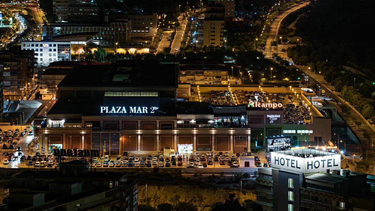 Plaza Mar 2 ha conseguido posicionarse como un centro de referencia de moda, deporte, ocio y alimentación en la provincia.