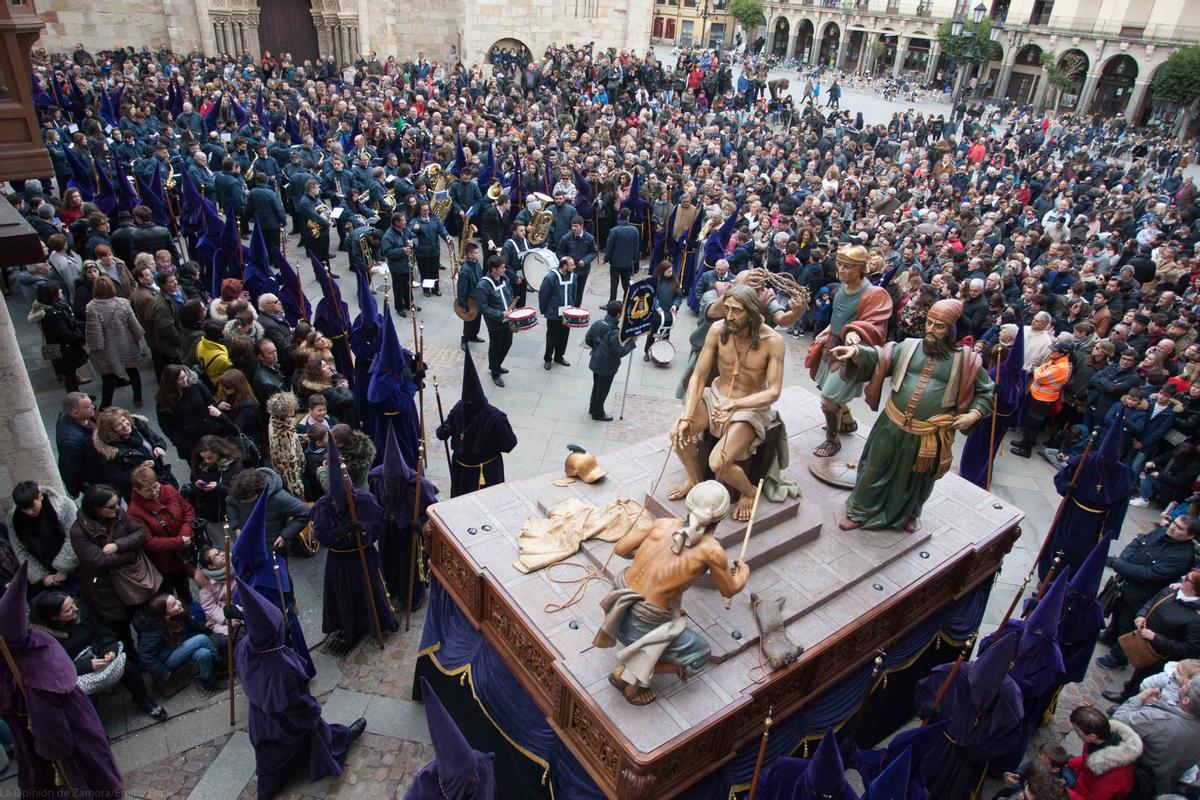La Coronación de espinas en la procesión del año 2018.
