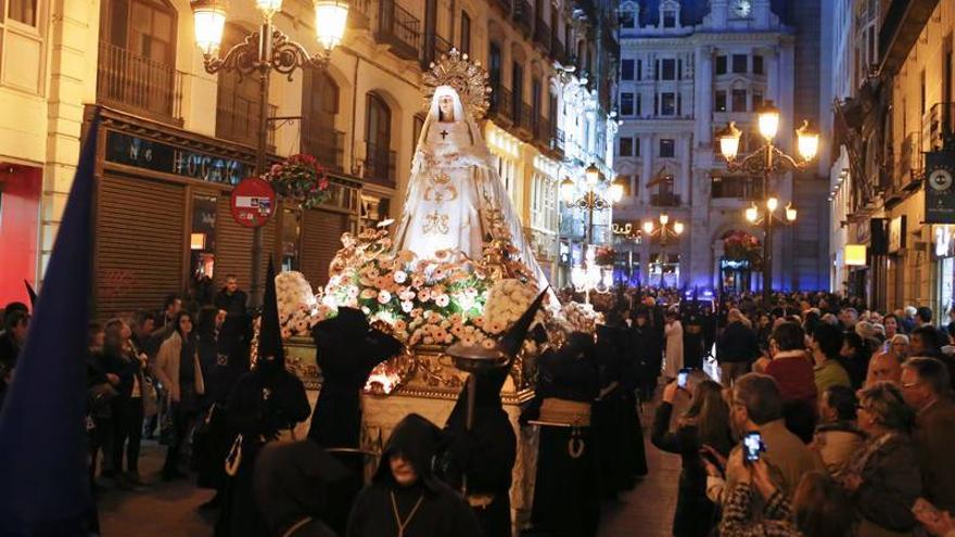 La pasión se desborda en Zaragoza en vísperas del día más grande