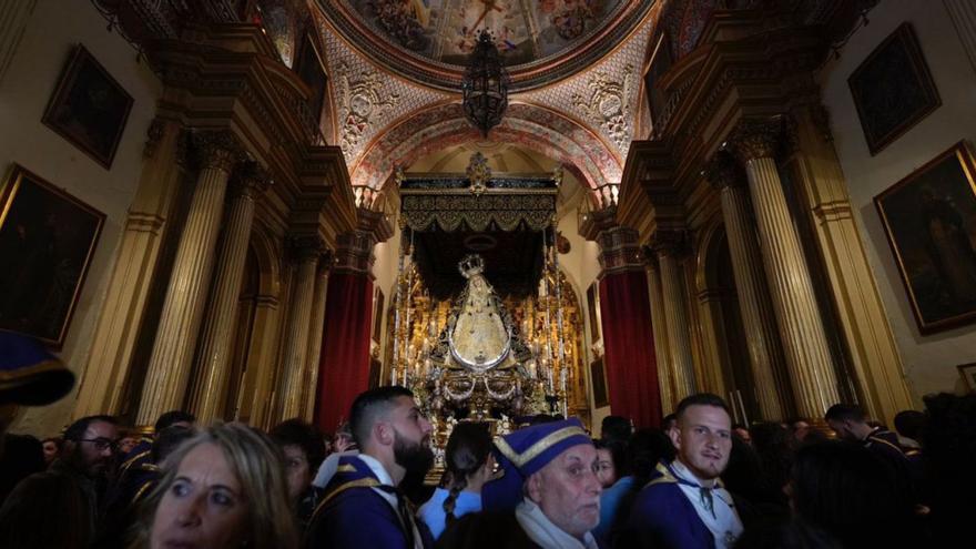 La Virgen de la Paz en la basílica de Santo Domingo.