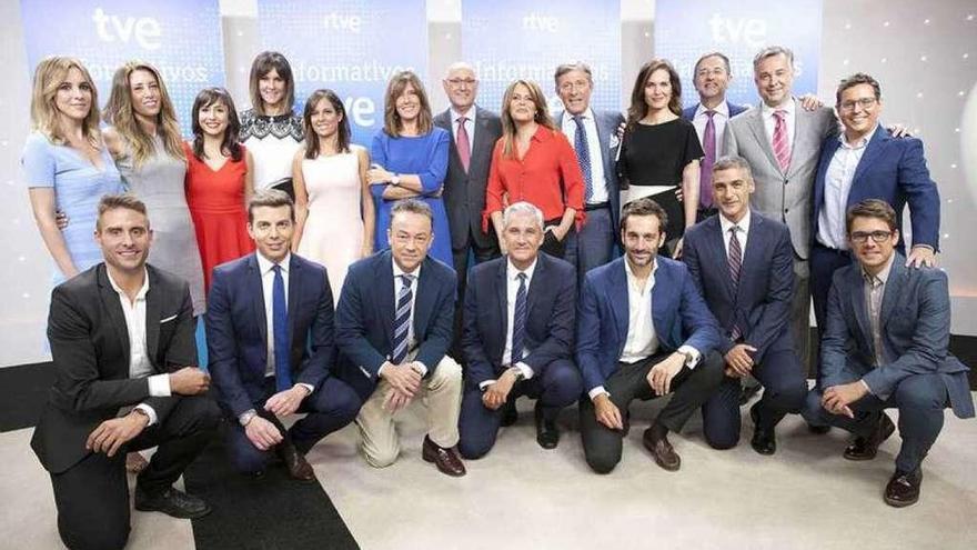 Los rostros de los informativos de TVE, durante la presentación de la nueva temporada, ayer, en Madrid.