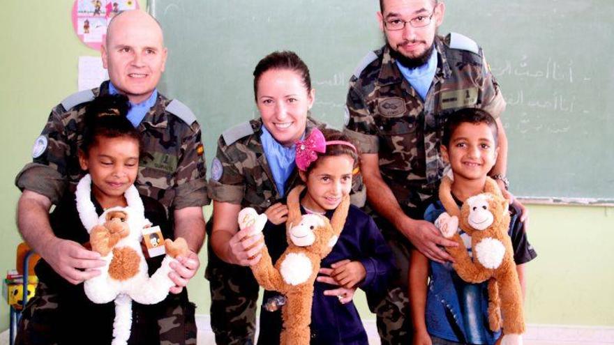 LA MISIÓN EN LÍBANO ENTREGA JUGUETES A LOS NIÑOS