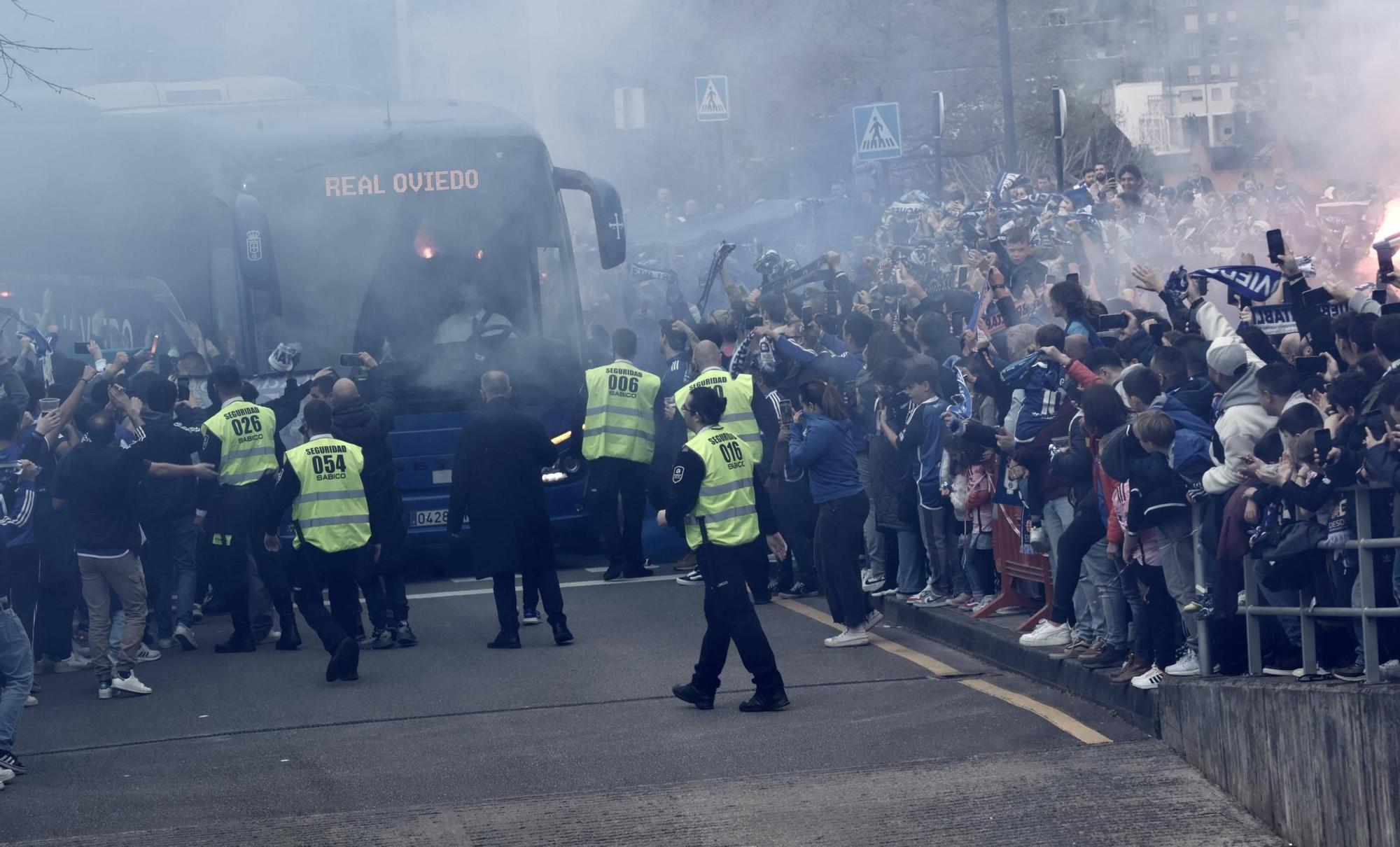 En imágenes: así fue el 98º aniversario del Real Oviedo en la previa del Tartiere