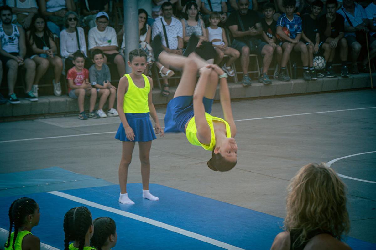 Sant Joan celebra una concorreguda Festa del barri del sector del Llobet