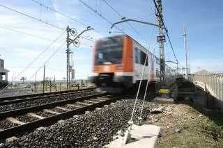 Renfe ofrecerá 87 autobuses y 30.500 plazas diarias para garantizar la movilidad durante las obras del túnel de Rodalies de Roda de Berà