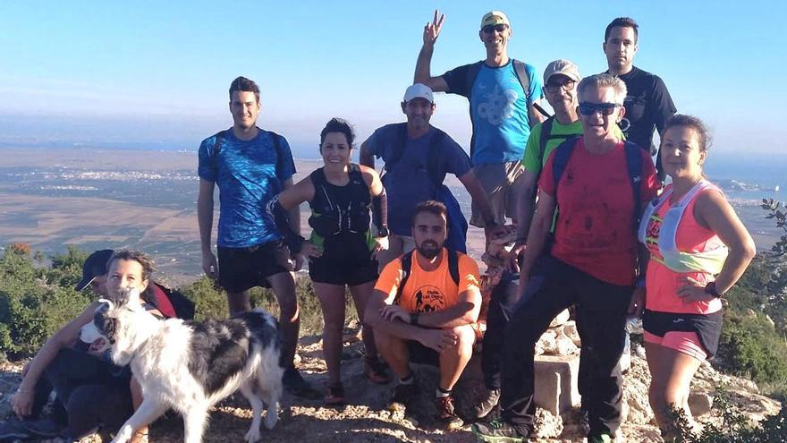 Un grupo de montañeros del CETV