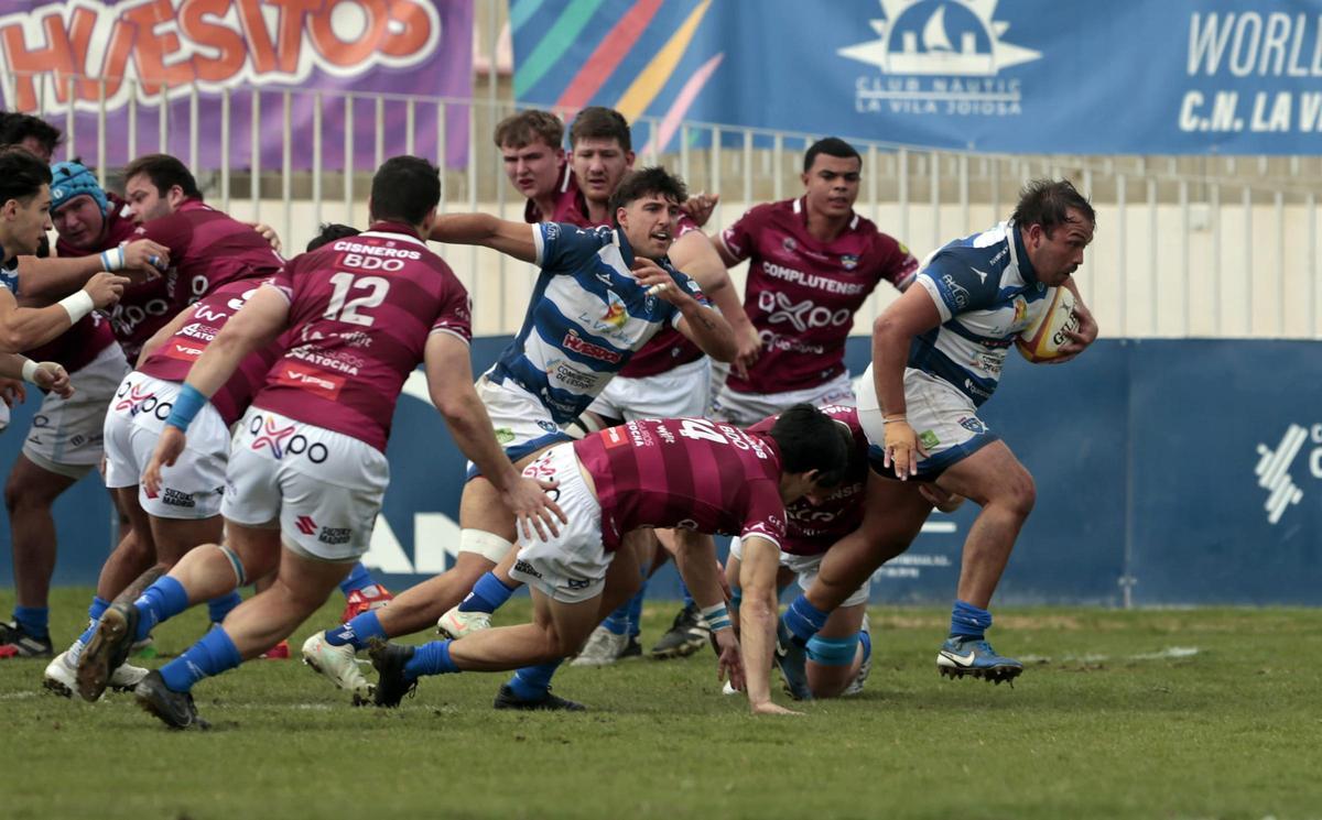 Derrota del Huesitos La Vila ante el Complutense Cisneros