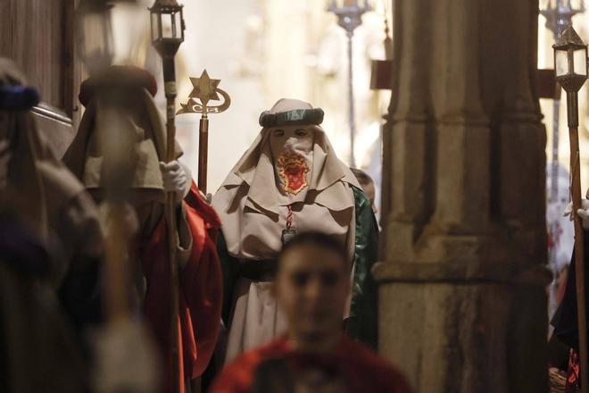 La procesión de la Virgen Dolorosa en imágenes