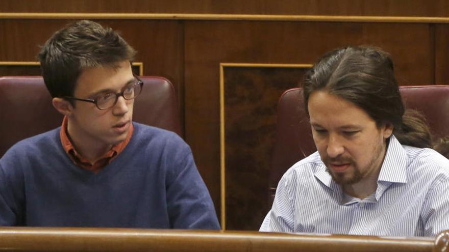 El líder de Podemos, Pablo Iglesias, y el portavoz del grupo, Íñigo Errejón.