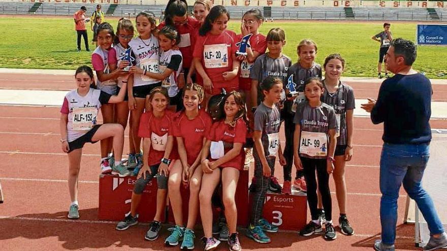 Primeras clasificadas en la categoría femenina.