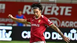 El Avilés, en negociaciones con un ex del Murcia para apuntalar su defensa